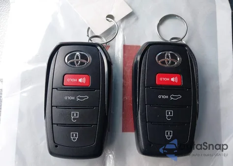 2025 Toyota Camry Se z USA, uszkodzony, nr VIN 4T1DAACK7SU085072